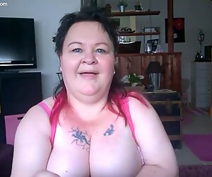 Busty fat girl sucking dick